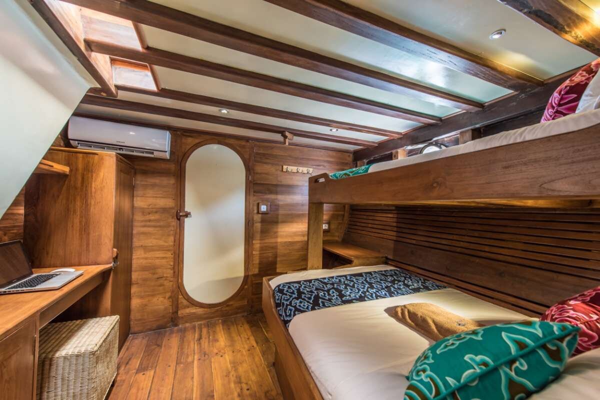 Carpe Diem Luxury Yacht Charter Bali 12