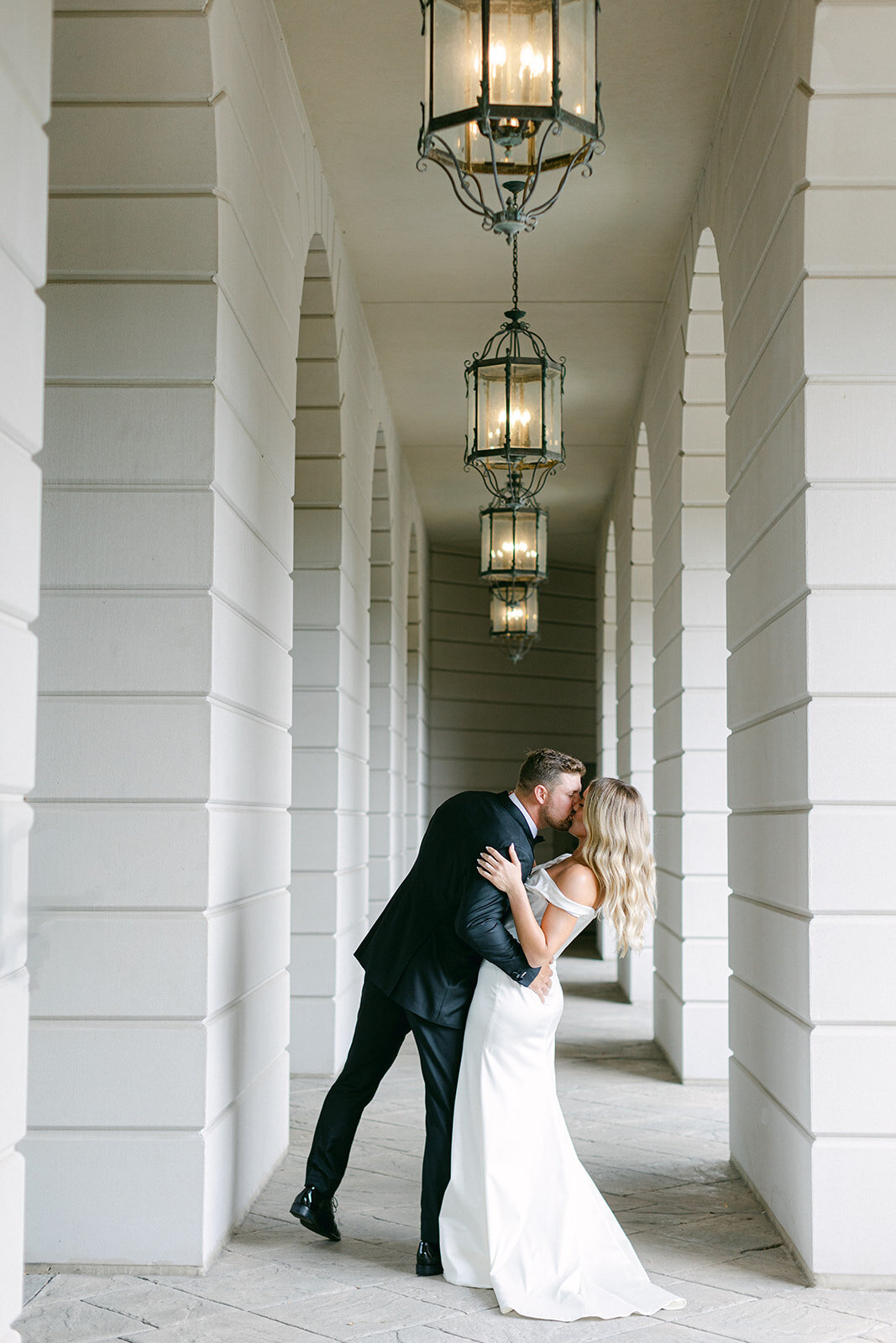 Chic outdoor wedding ceremony at Nemacolin resort in Pennsylvania
