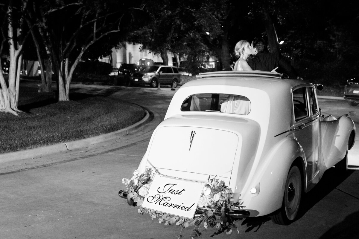 Jennifer Aguilar Tracy Autem Photography Wedding Arlington Hall Dallas Photography Dallas Fort Worth-0116
