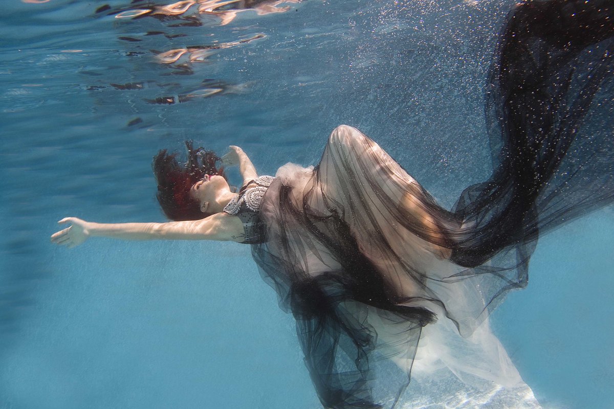 gowns underwater0076