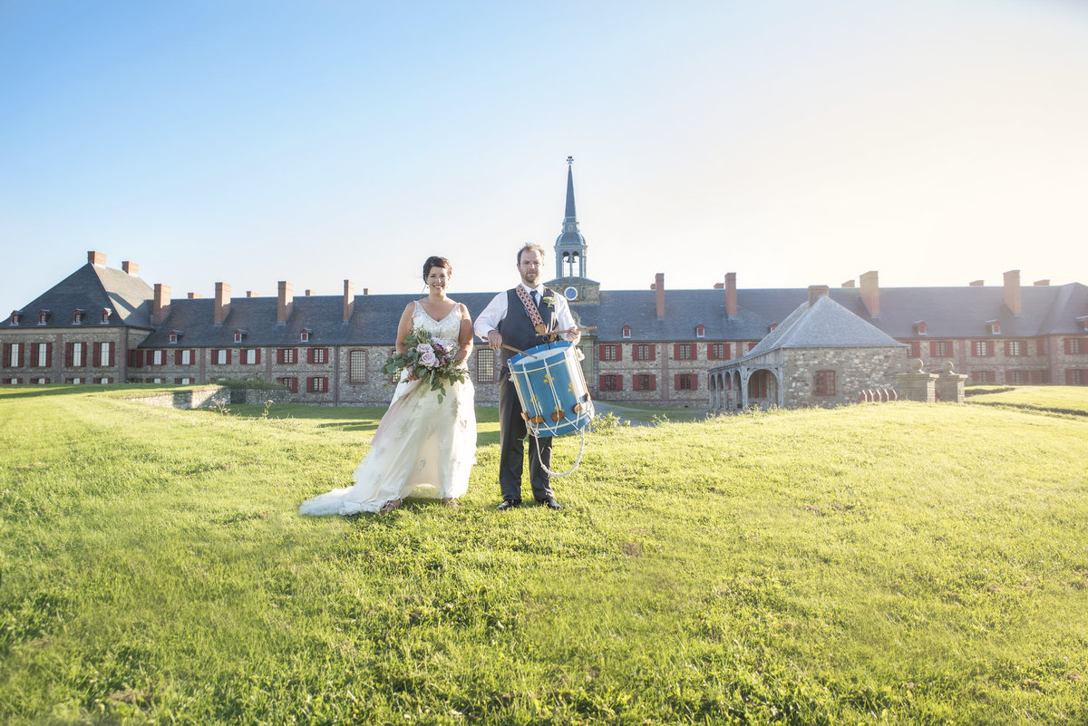 wedding photo-fortress of louisbourg-cape breton
