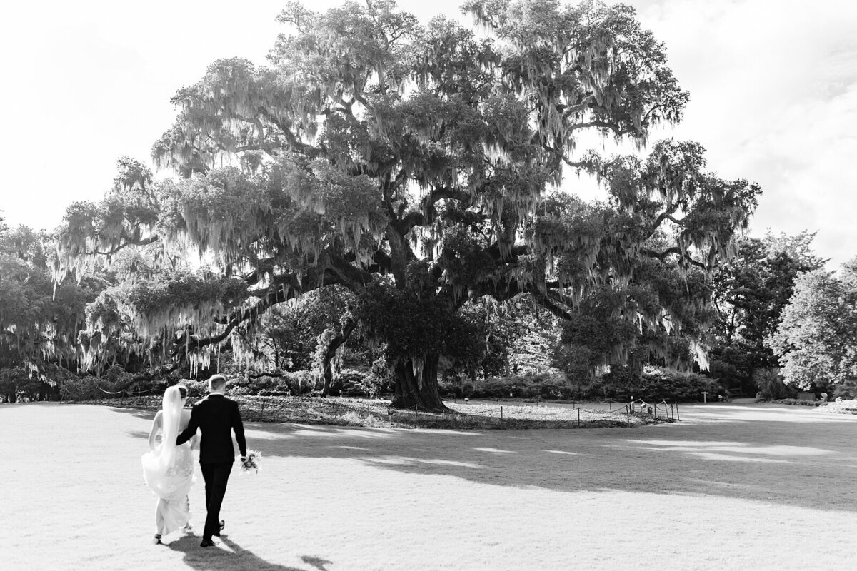 Airlie Gardens and Oceanic Wedding Wilmington NC Brittanie Raquel Events Wedding Planning_0008