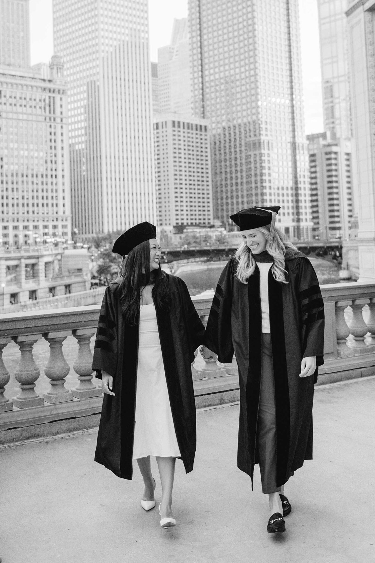 ms-midwestern-school-of-medicine-graduation-photos_0006