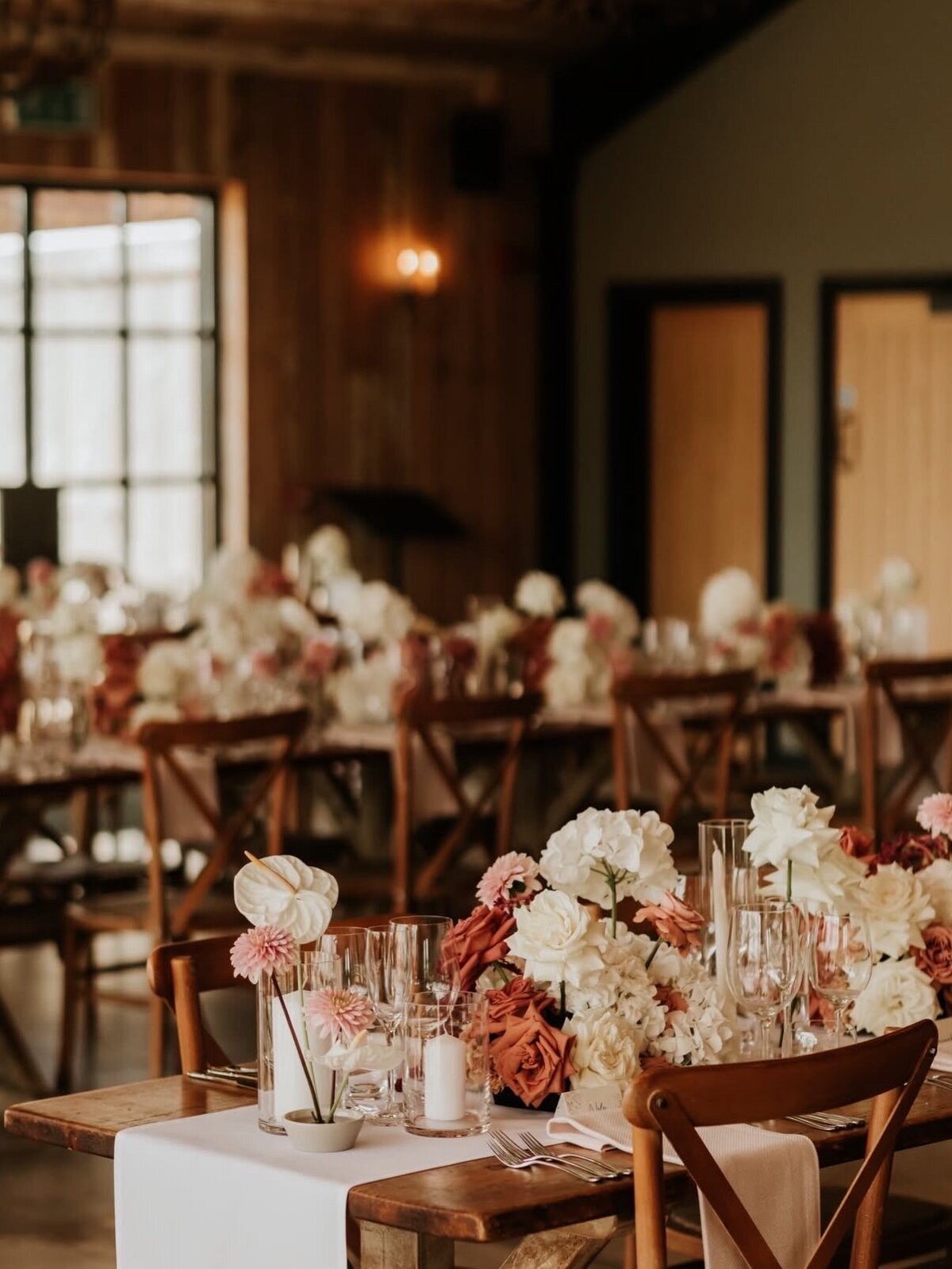 Botley Hill Barn wedding florist (6)