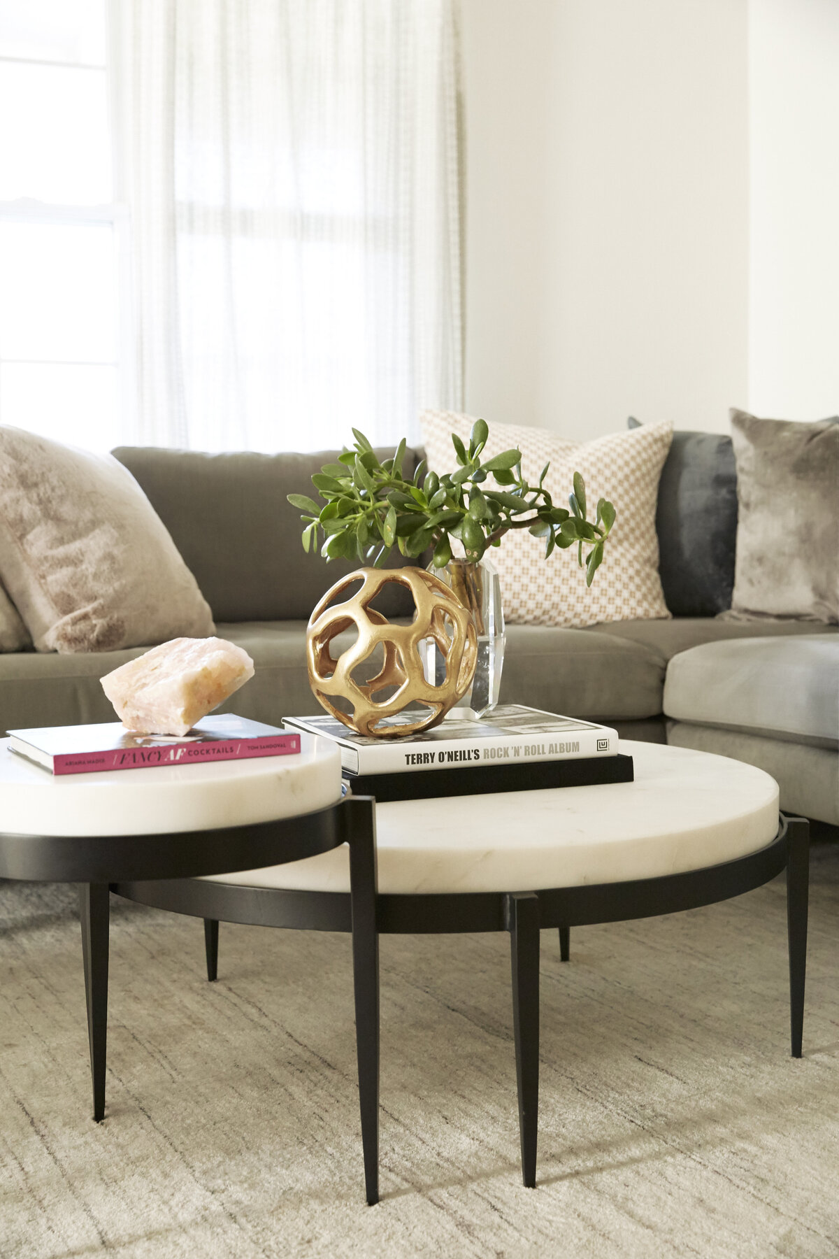 Living Room Round White Minimal Design Table