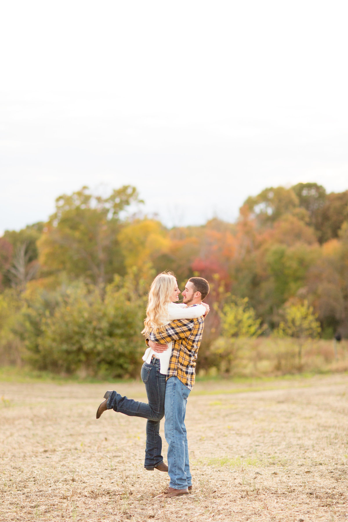 Virginia engagement photography by Marie Hamilton Photography
