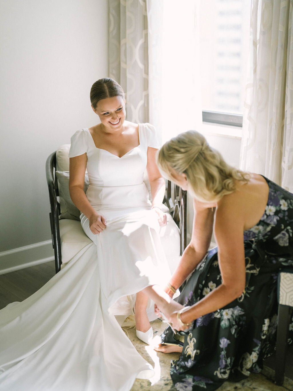 Ellen-Ashton-photography-Dallas-Wedding-Photographer-Adolphus-hotel-wedding27