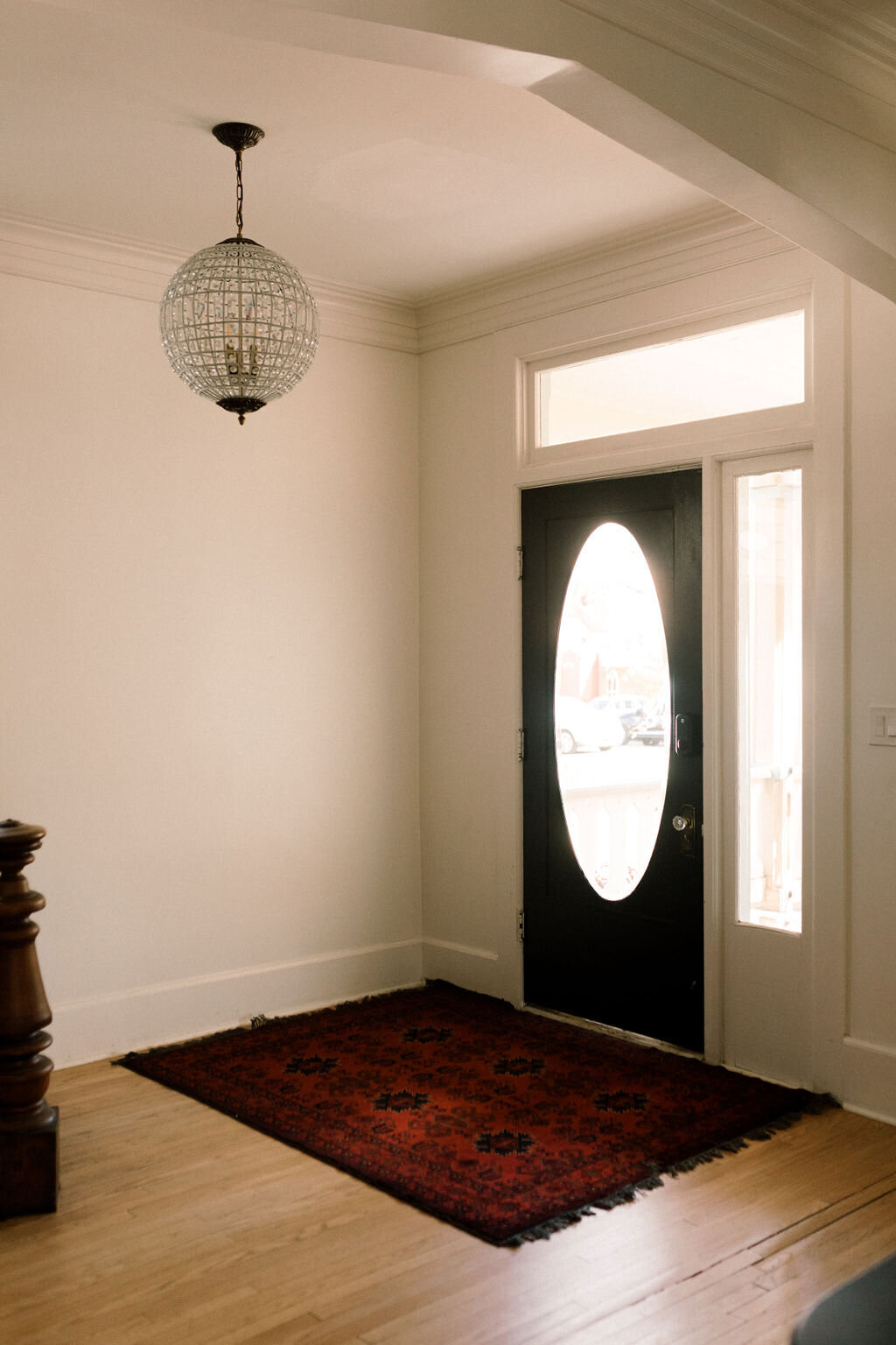 Front door with rug at the Terry Guesthouse in Longmont Colorado