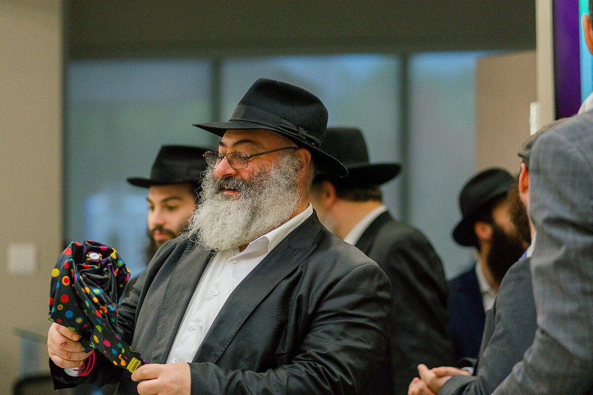 Eliana-Melmed-Photography-Chicago-LosAngeles-Jewish-WeddingPhotographer-CarmiKalman-Chuppah-00232