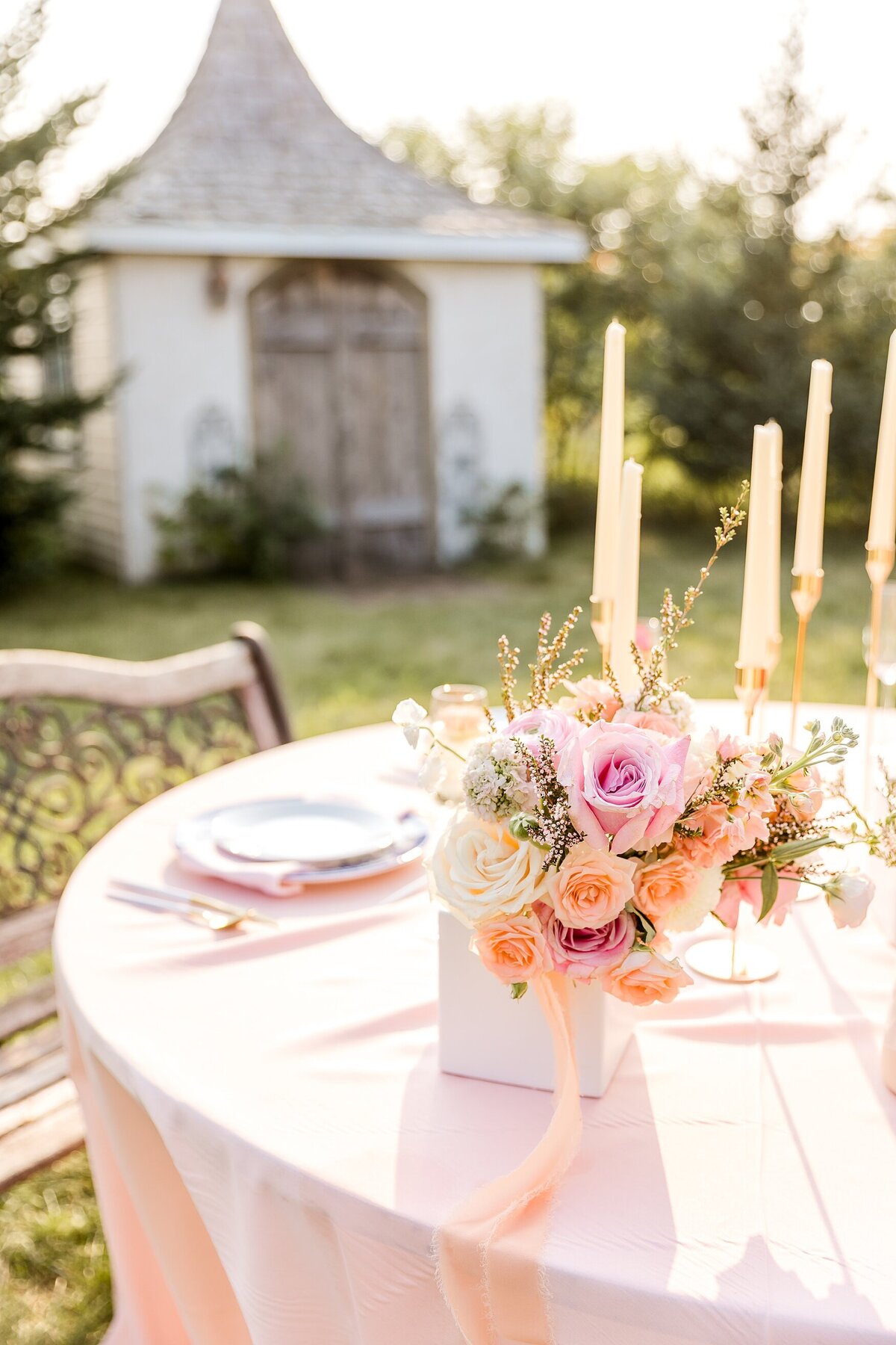 style-me-pretty-romantic-pink-garden-wedding-Wisconsin-alexandra-robyn-photographer-_0032