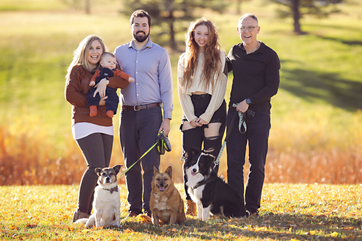 Family-Photos-yvonne-min-photography-parents-sister-brother-pets-dogs-outside-field-golden-hour-sunset-connection-love-red-hair-superior-broomfield-north-denver-erie-westminster-canon-purple-park-baby-arvada-boulder-grass-sunlight-dog-51