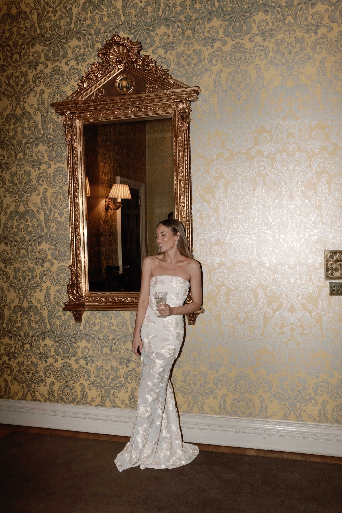 Flora_And_Grace_Hedsor_House_London_Editorial_Wedding_Photographer-121
