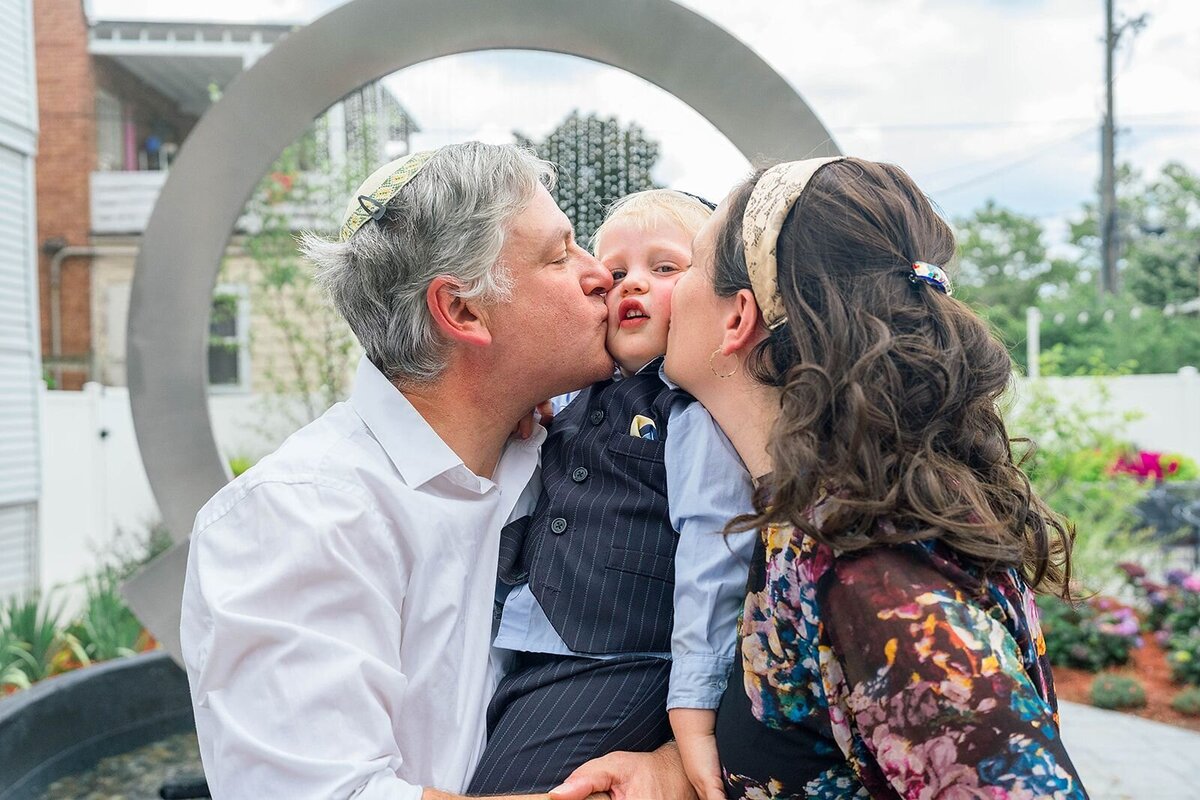 Eliana-Melmed-Photography-Chicago-LosAngeles-Jewish-WeddingPhotographer-CarmiKalman-FamilyFormal-00031