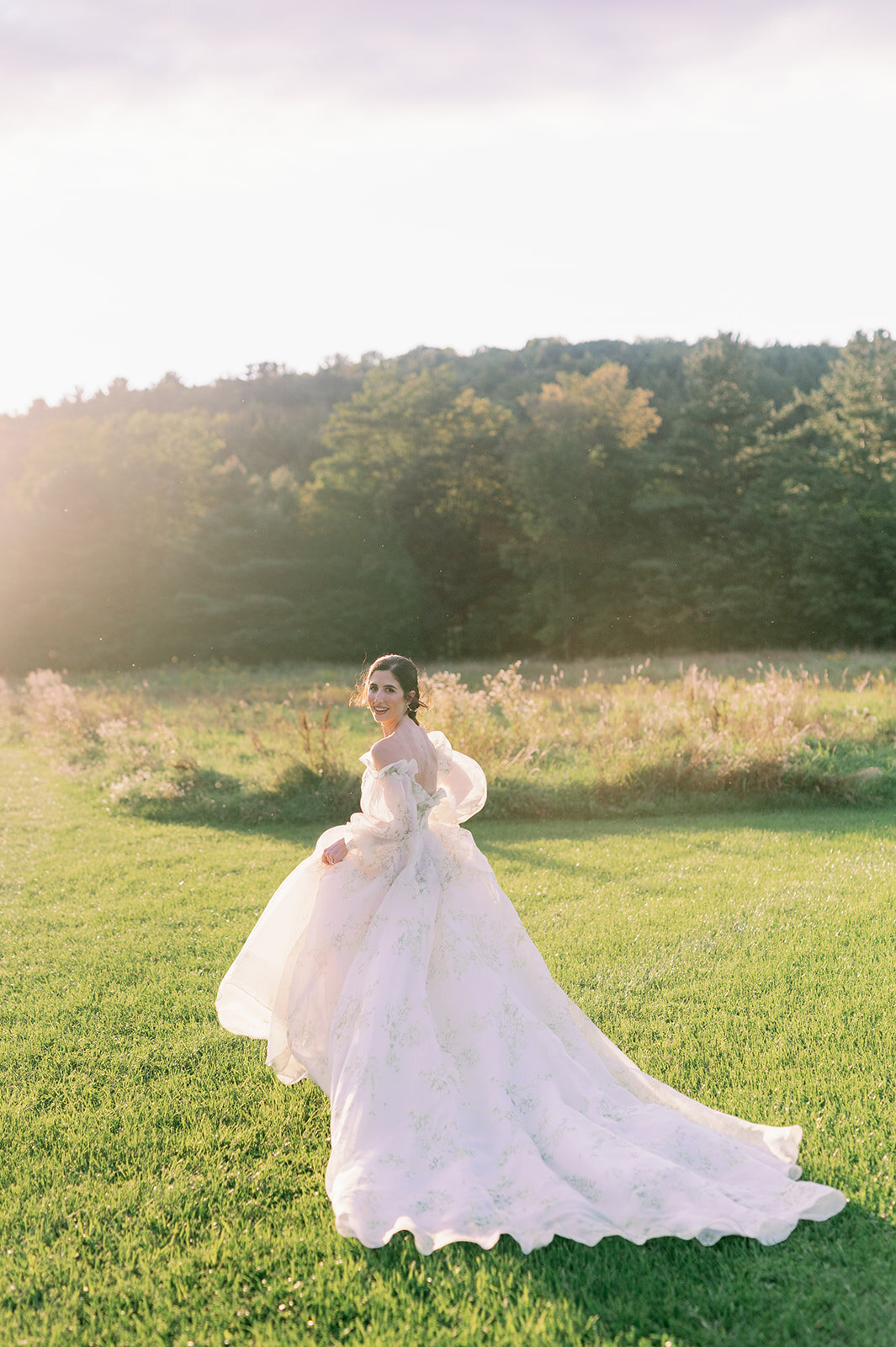 Hayfield-Catskills-Wedding-Alexa-Hunter-22