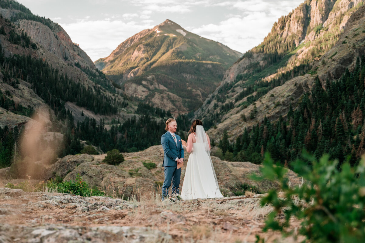ouray-elopement-picnic-photography_0208_blog