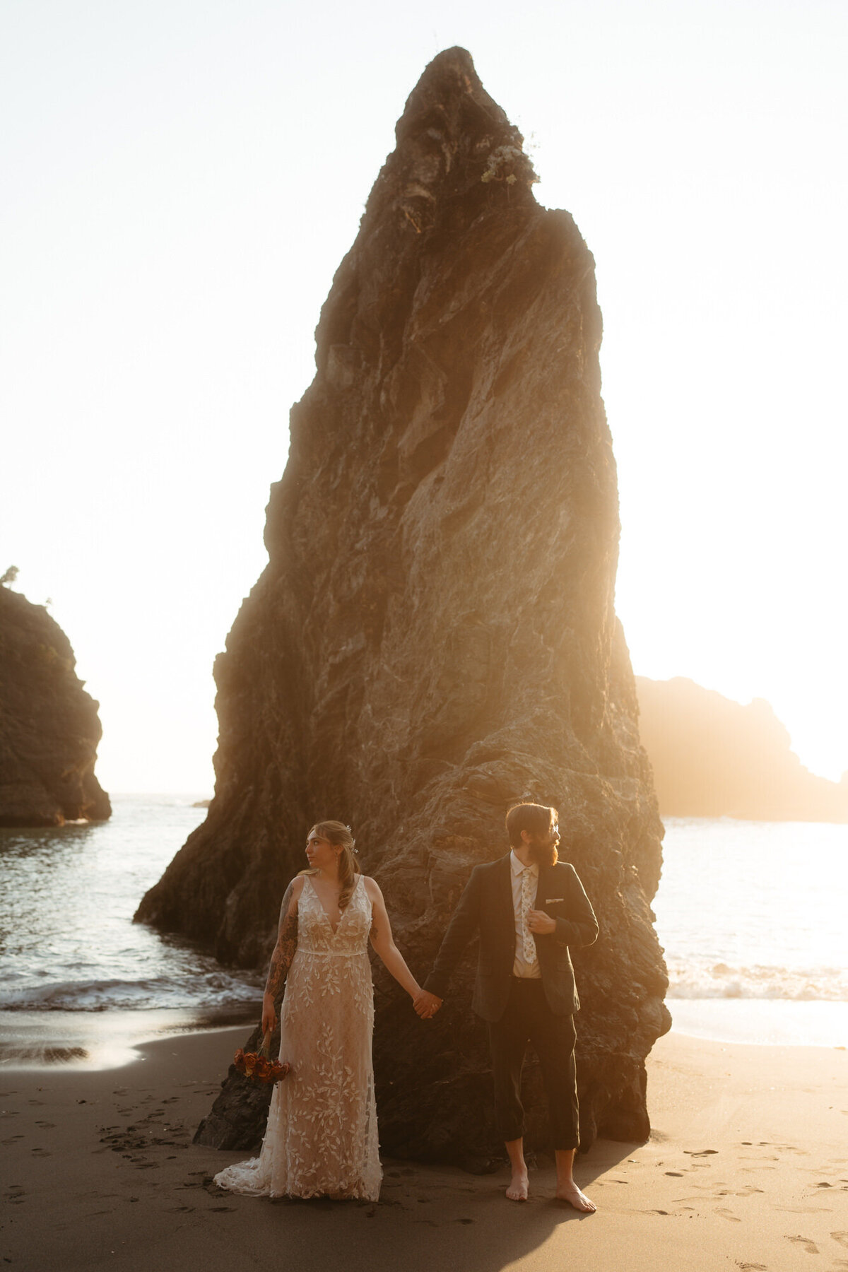 the_chaffins_international_destination_wedding_elopement_photographers_sammie_chaffin_micah_editorial_adventure_photos_travel_redwoods_national_park_27