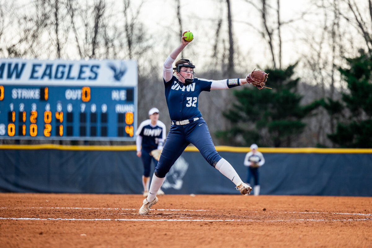 UMW-Softball-vs-SweetBriar-1141