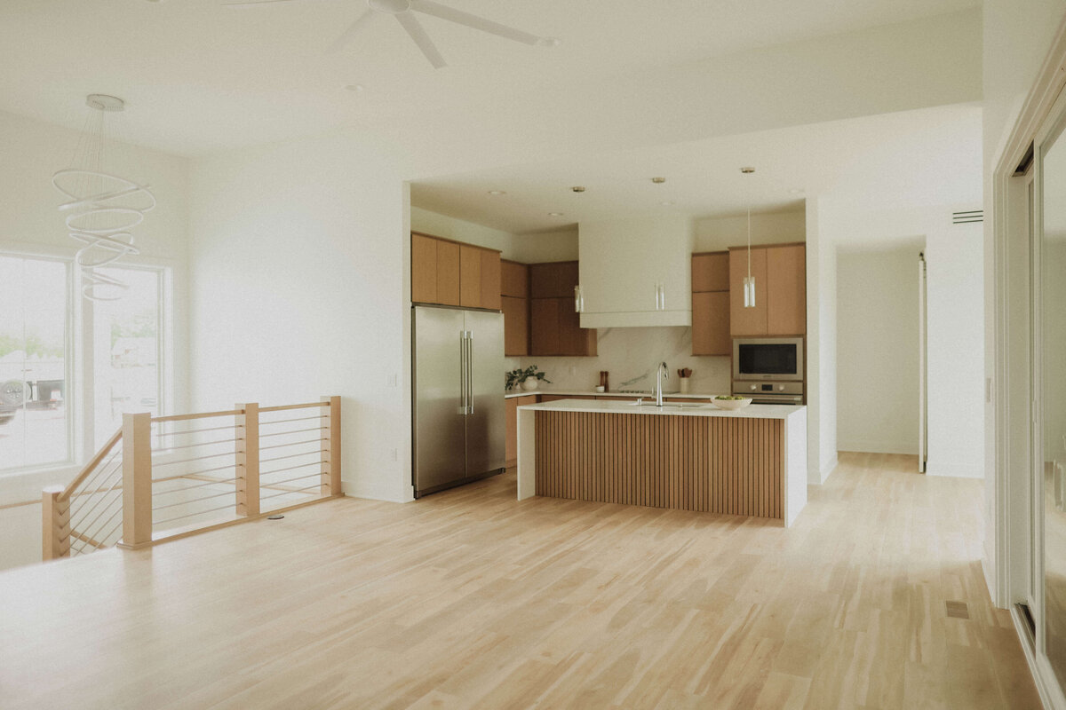 1320-Kitchen-Polk-City-Central-Iowa-Custom-Home-JRL-Builders-3F1A4817