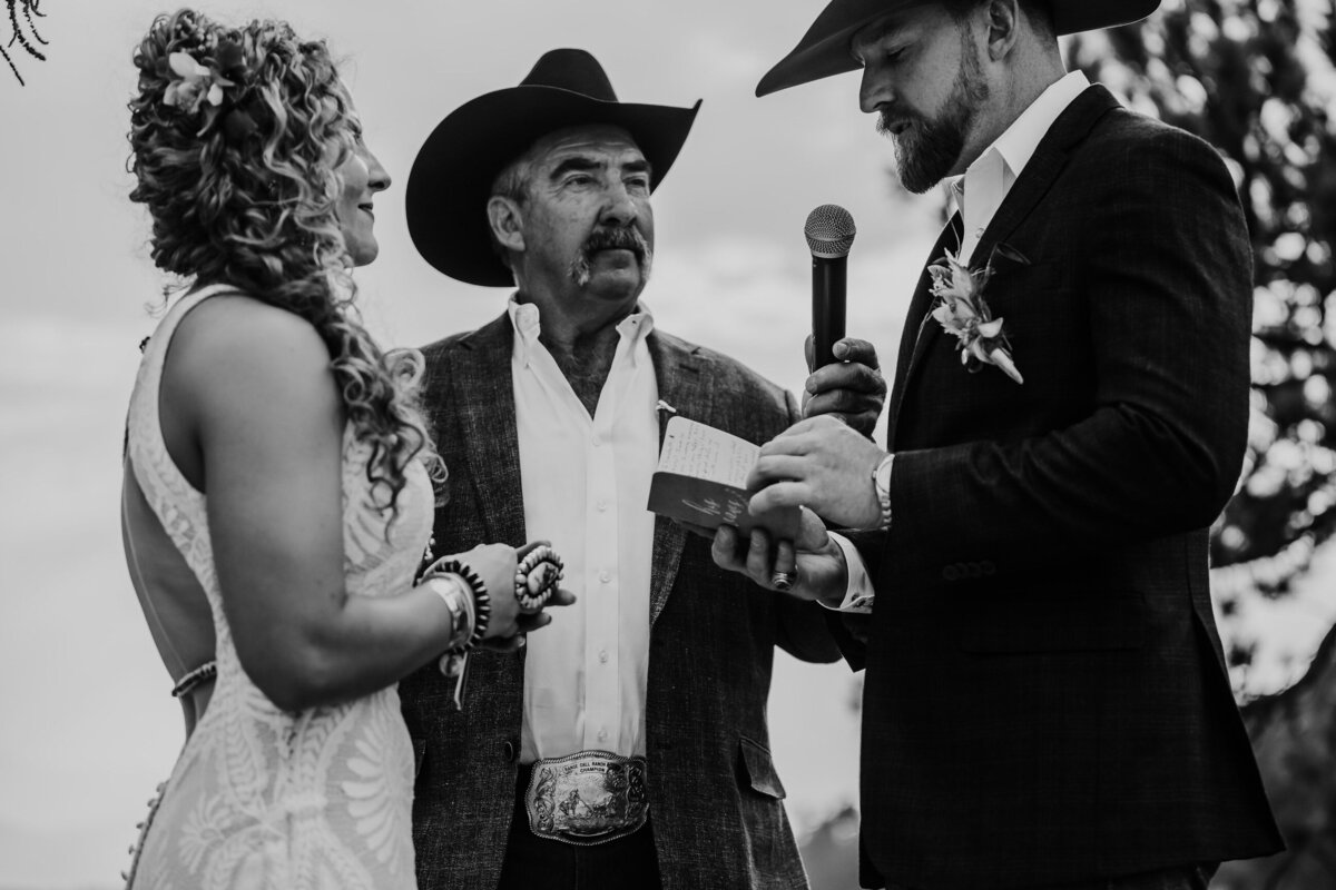 younger-ranch-wedding-Native-Roaming-Photography-57