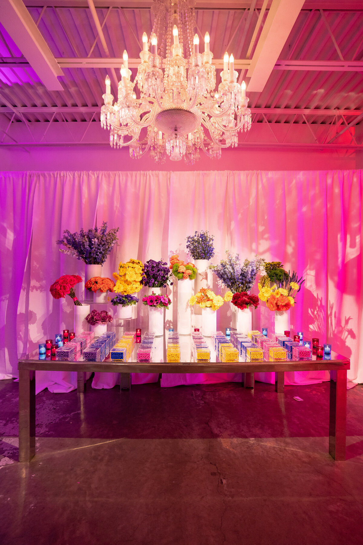 event-flowers-the-loading-dock-bat-mitzvah-enza-events