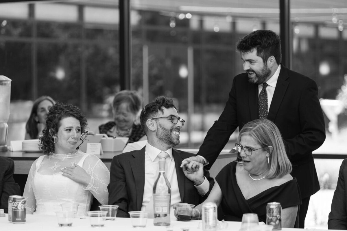 Eliana-Melmed-Photography-Chicago-LosAngeles-Jewish-WeddingPhotography-ShulaNoah-SneakPeek-00031