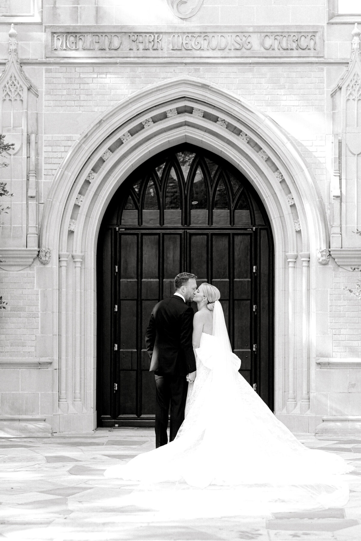 Katelyn & Kyle's Wedding at the Adolphus Hotel | Dallas Wedding Photographer | Sami Kathryn Photography-230