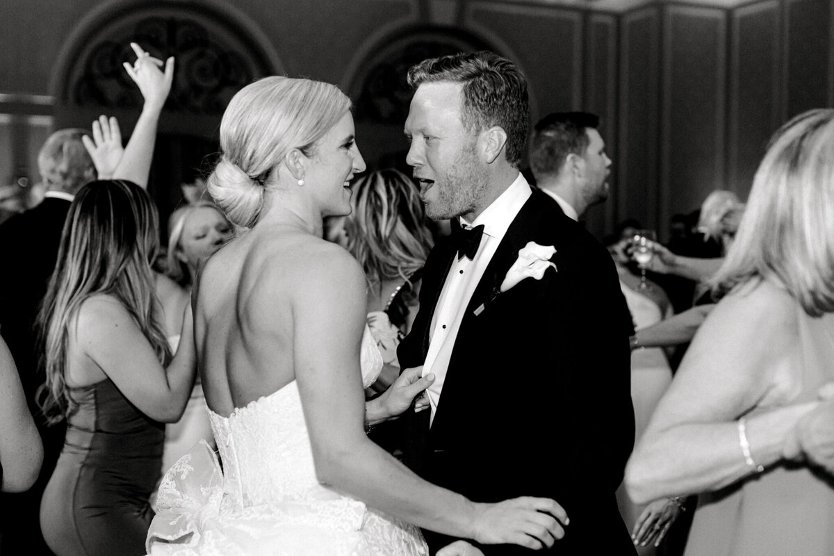Katelyn & Kyle's Wedding at the Adolphus Hotel | Dallas Wedding Photographer | Sami Kathryn Photography-326