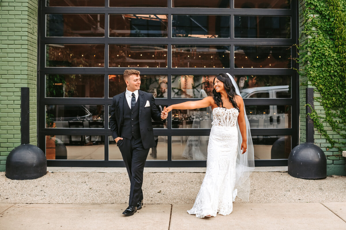 Wedding at the Ivy House Milwaukee - Ashley Durham Photography - Joey and Molly-157