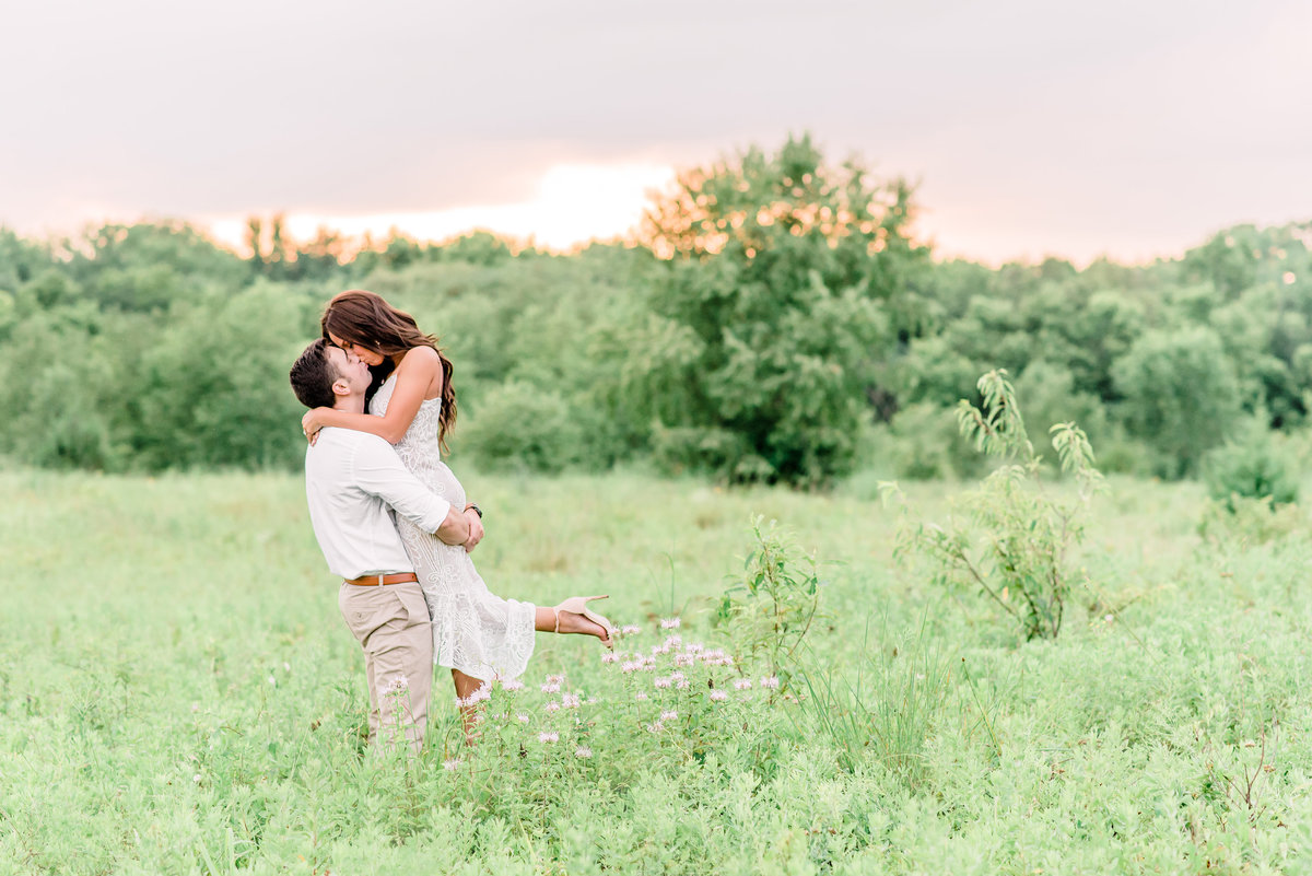 Bailey Elle Photography Wedding Engagment Photographer Indiana16