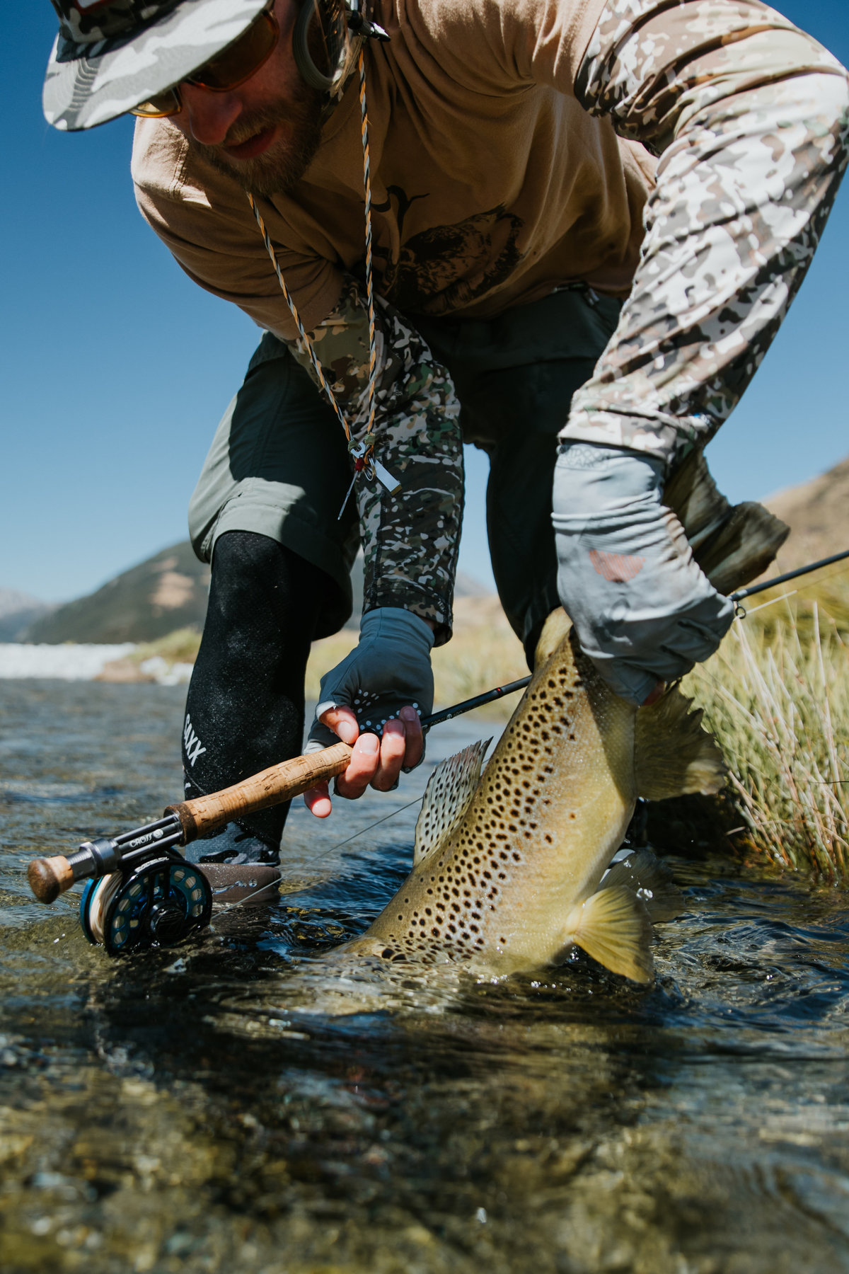 New-Zealand-trout-flyfishing-lifestyle-photography-179
