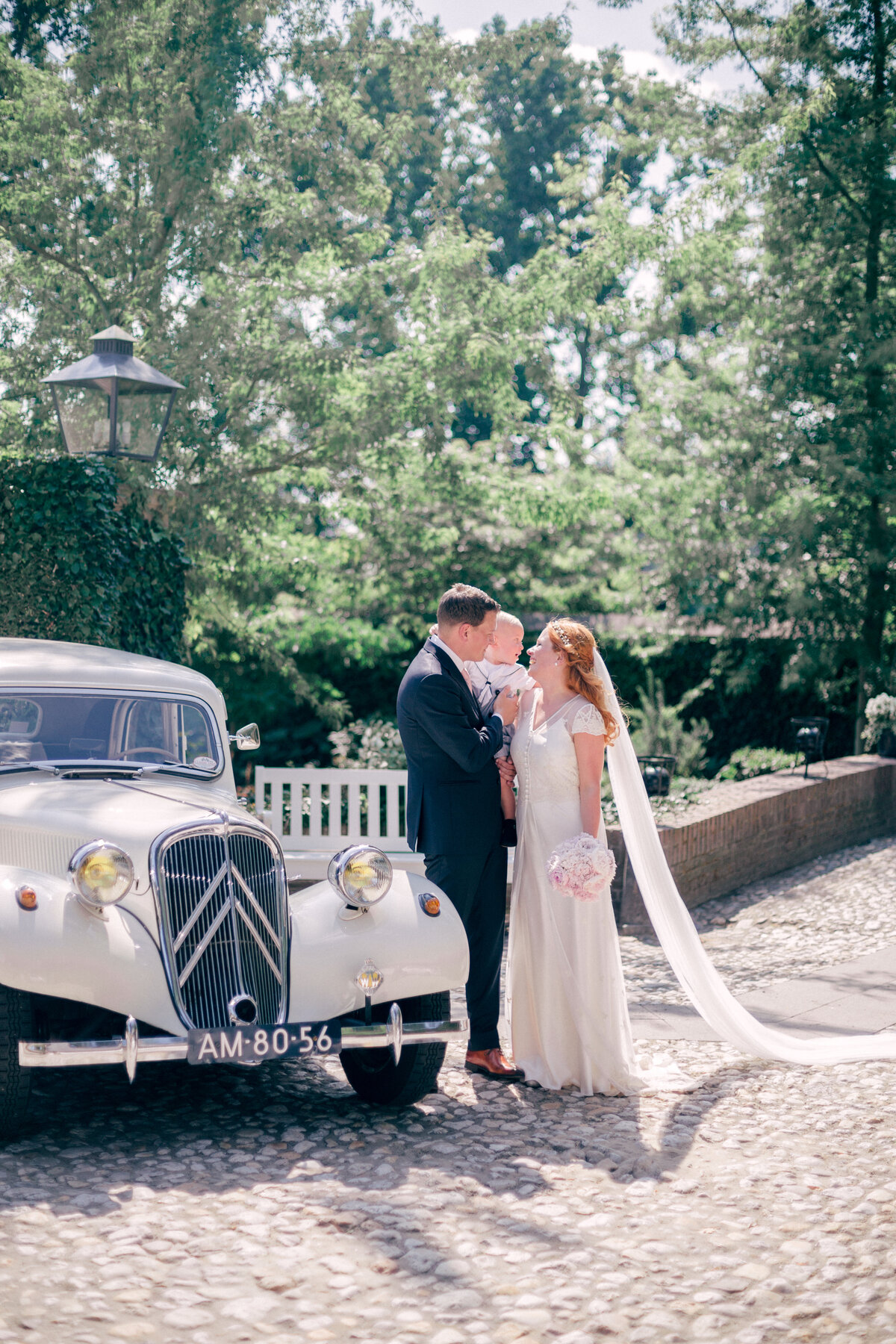 Ymke & Robbin - Laura de Roeck Photography 00240 Kasteel Groot Buggenum Luxe Bruiloft 