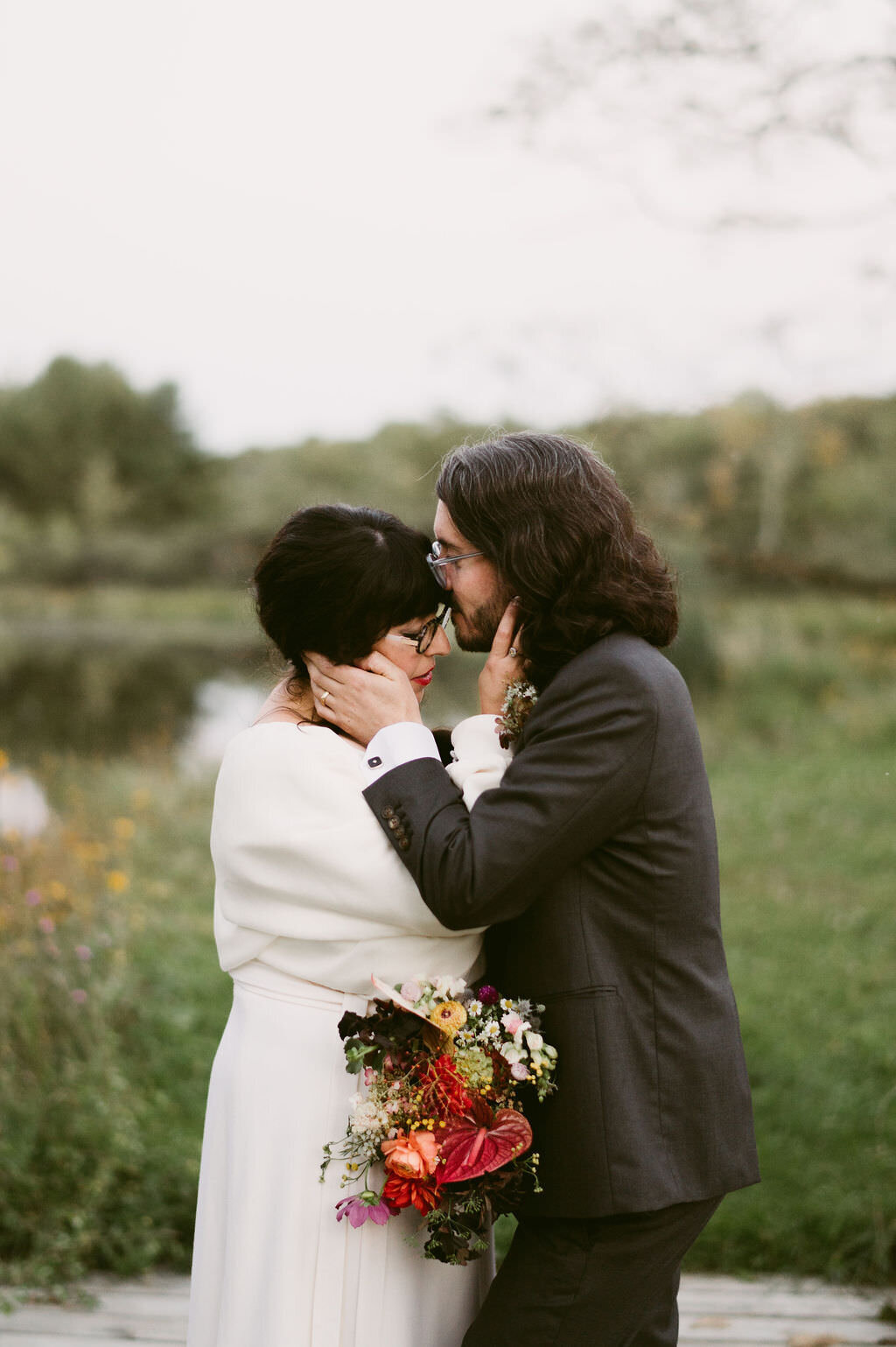 Editorial destination wedding photography blending refined storytelling with timeless, natural artistry in Oregon + Adirondacks.