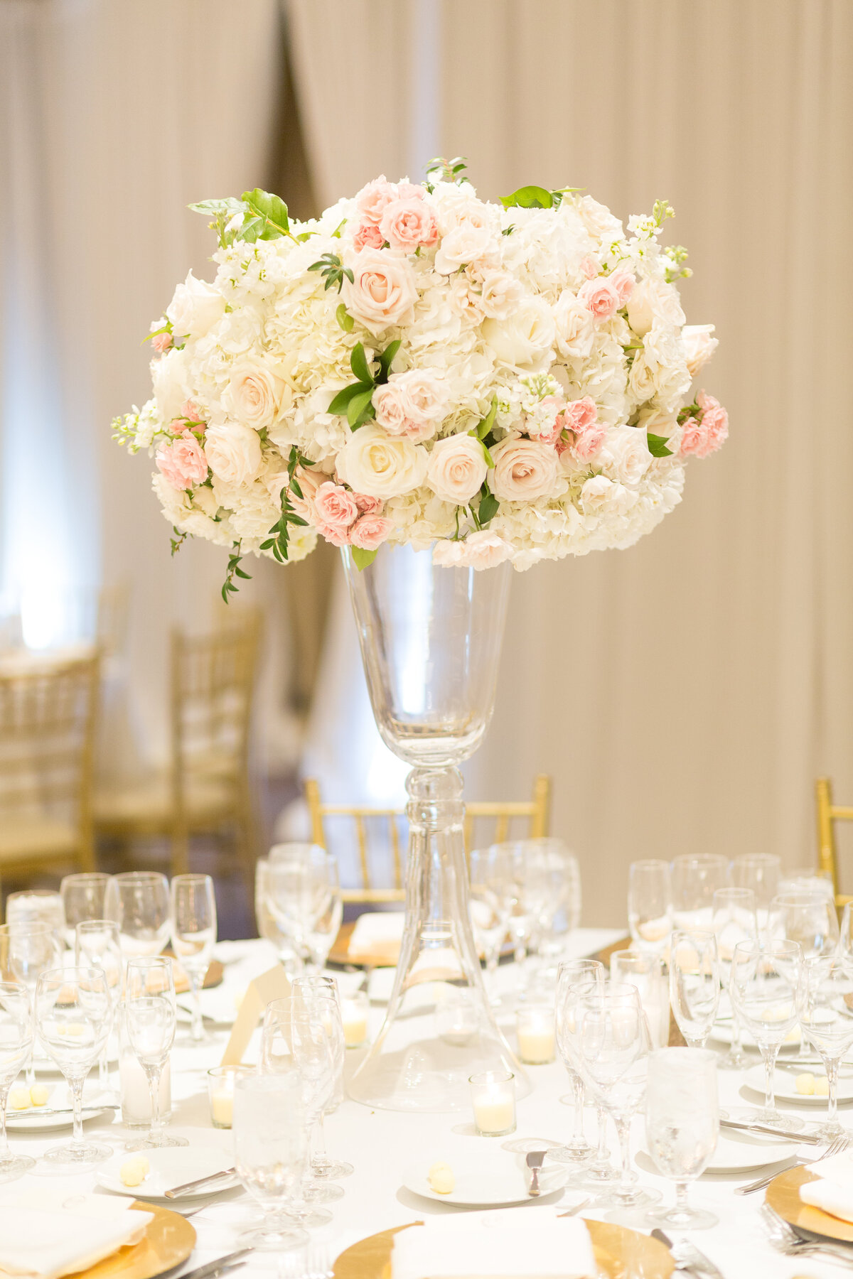 Posh Peony Floral and Event Design Ritz Carlton Laguna Nigel Blush Cream Wedding California25