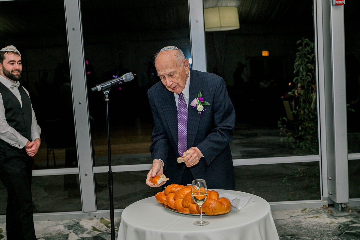 Eliana-Melmed-Photography-Chicago-LosAngeles-Jewish-WeddingPhotography-DInnerSpeeches-00002