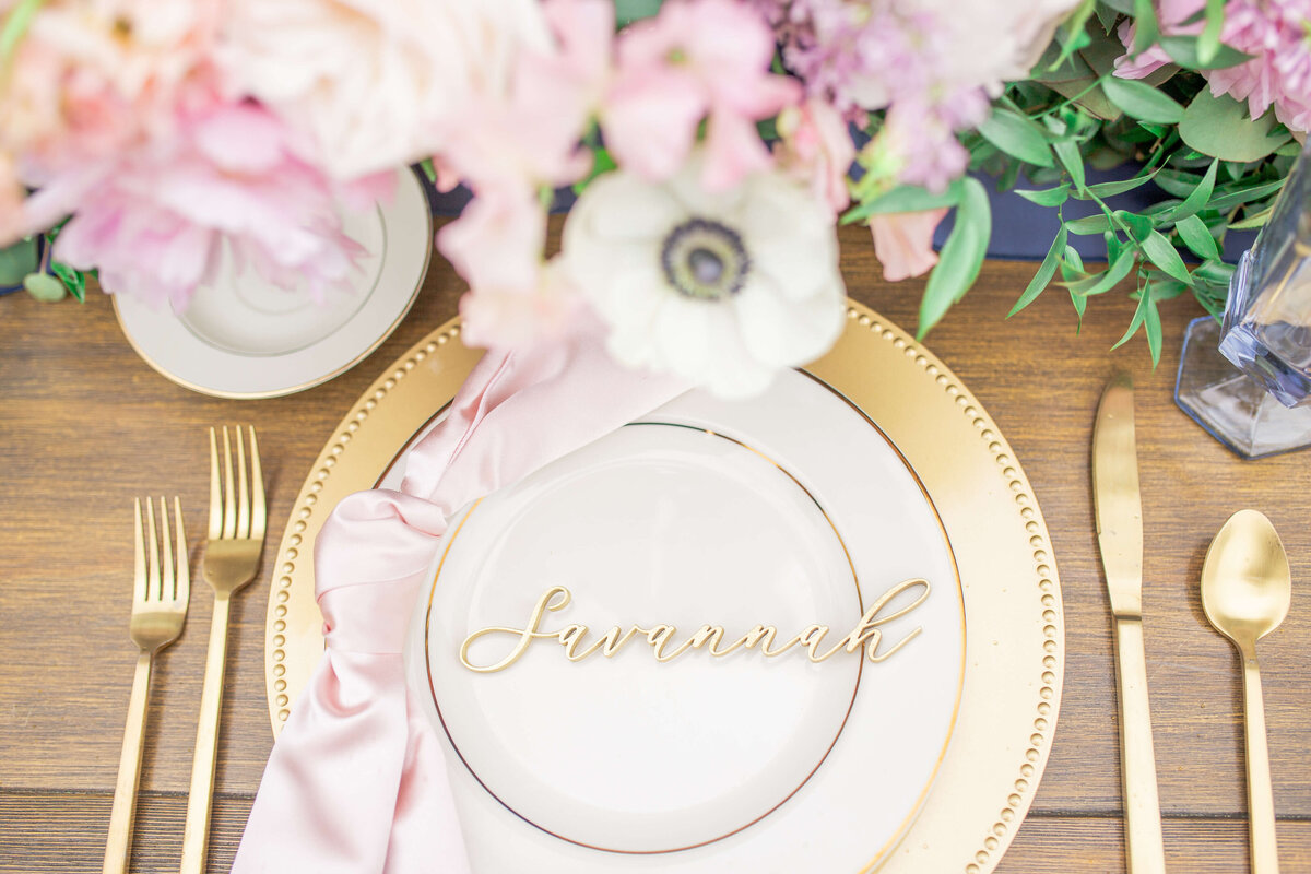 Wedding-Tablescape-Details-light-and-airy-Bethany-Lane-Photography-1