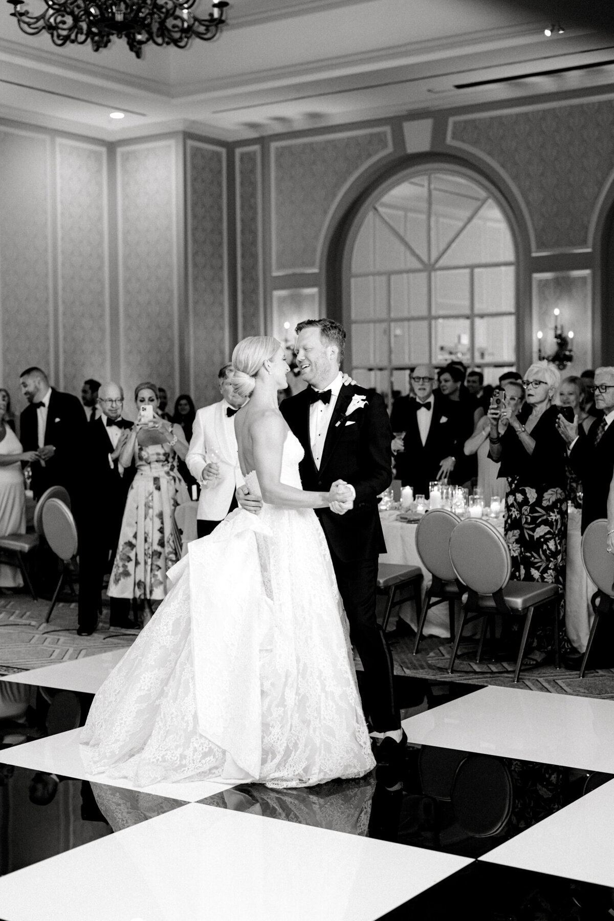 Katelyn & Kyle's Wedding at the Adolphus Hotel | Dallas Wedding Photographer | Sami Kathryn Photography-280