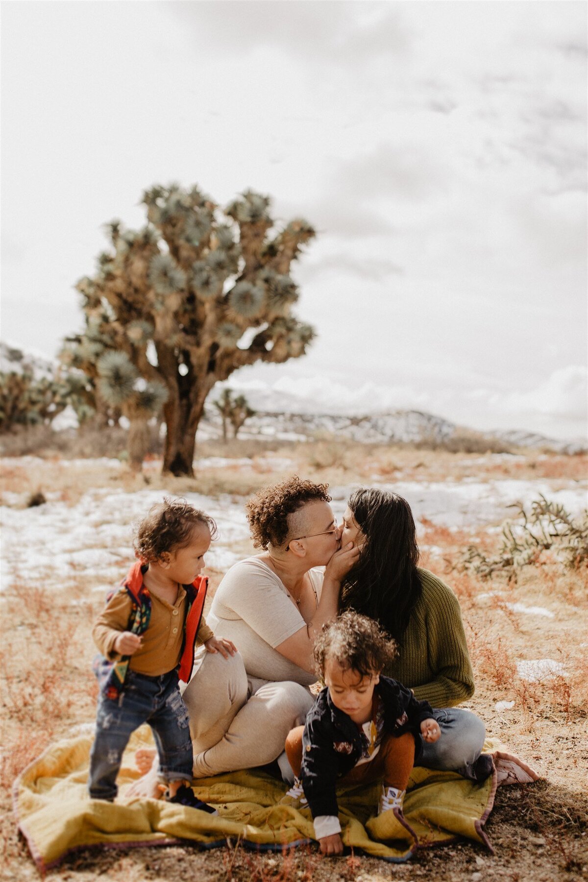 Brizzy-Rose-and-Emma-Hesperia-Family-Session-6