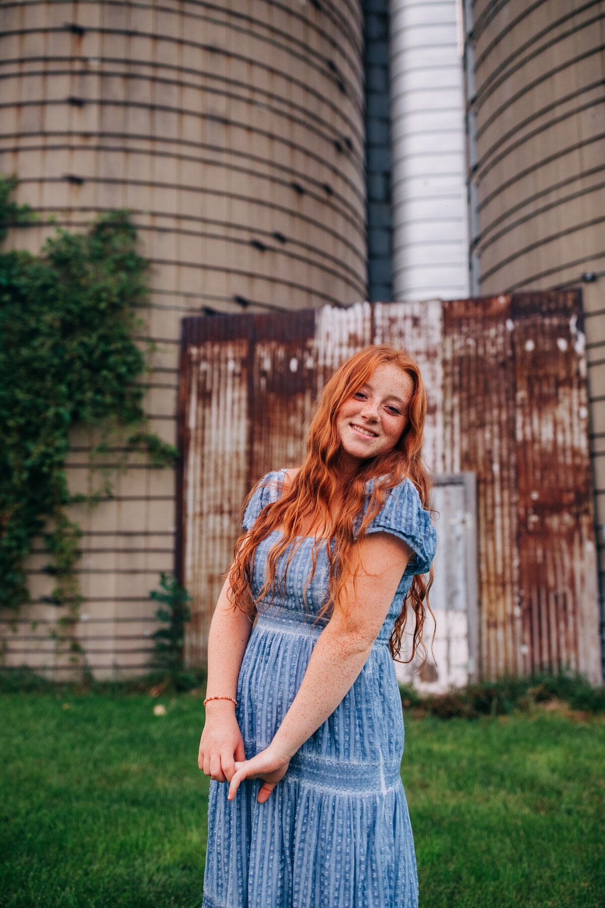 Flower-Senior-Portraits-Hartford-Wisconsin6