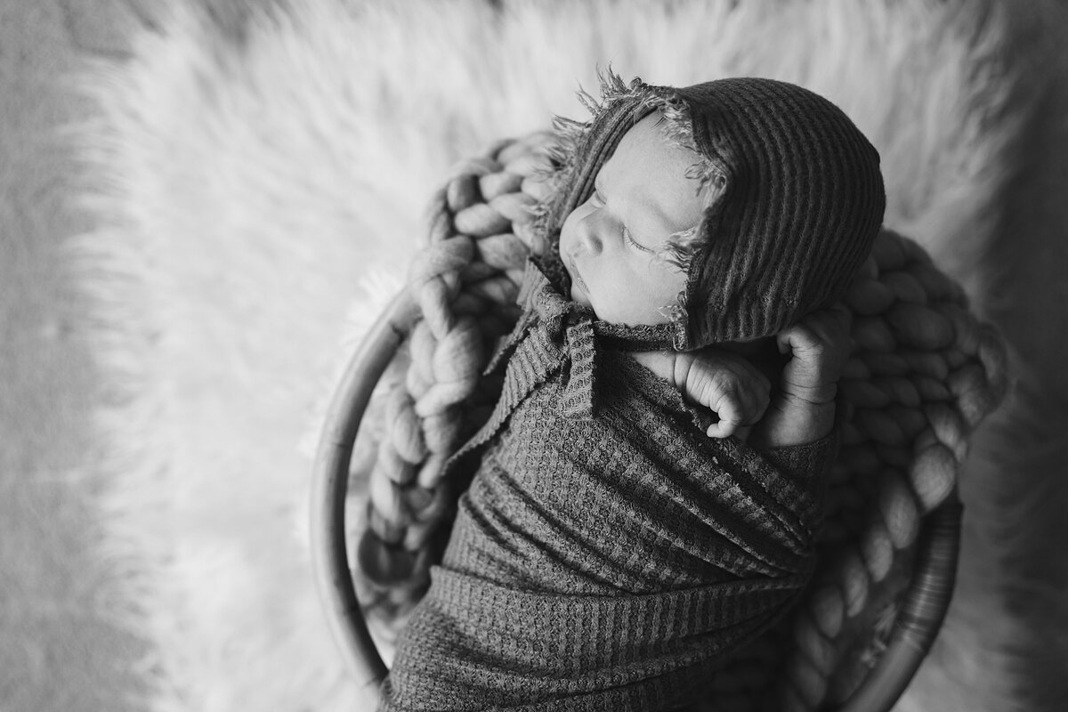 Minnesota-Alyssa Ashley Photography-Stith newborn session-6