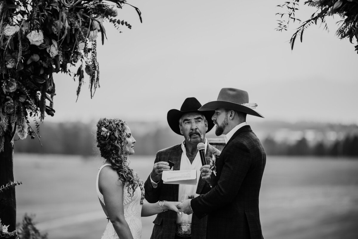 younger-ranch-wedding-Native-Roaming-Photography-58