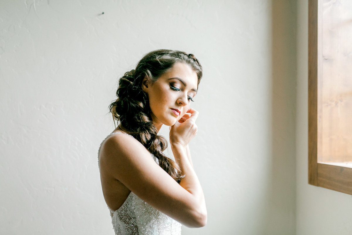 Hailey-and-Christian-Wedding-Day-by-Emily-Nicole-Photo-103