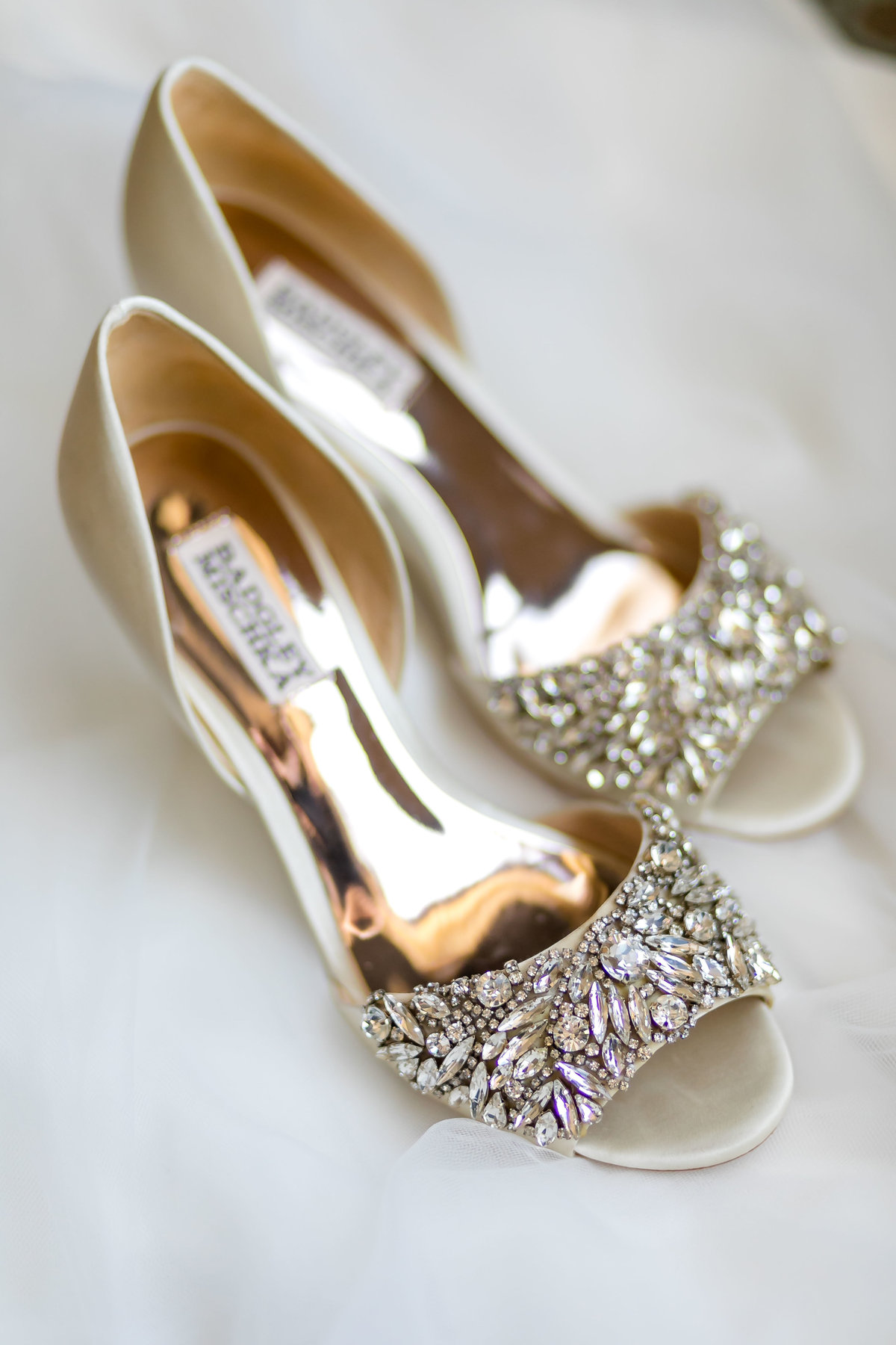professional wedding photography wisconsin shoes