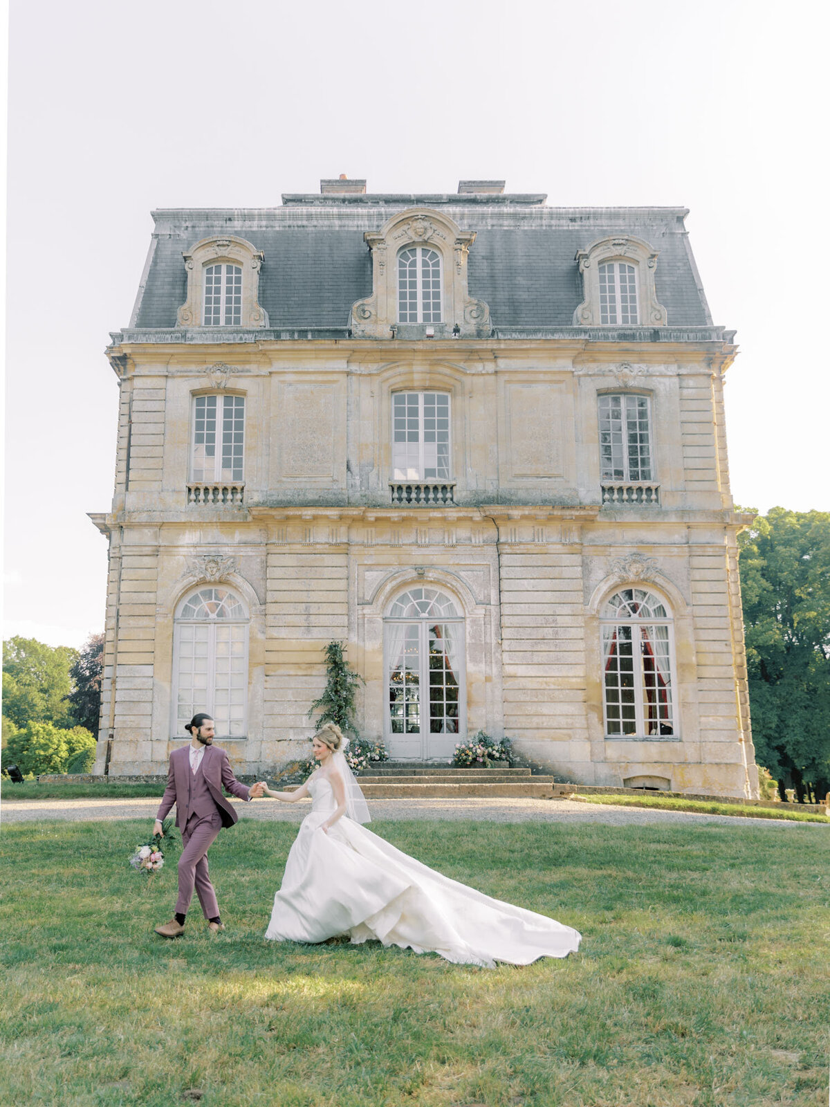 Chateau de Champlatreux Editorial-Purple Florals-Paris-France-Destination Wedding-Samin Photography-4