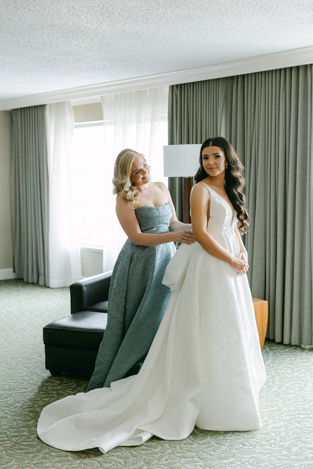Romantic wedding reception at The Pennsylvanian, iconic Pittsburgh wedding venue