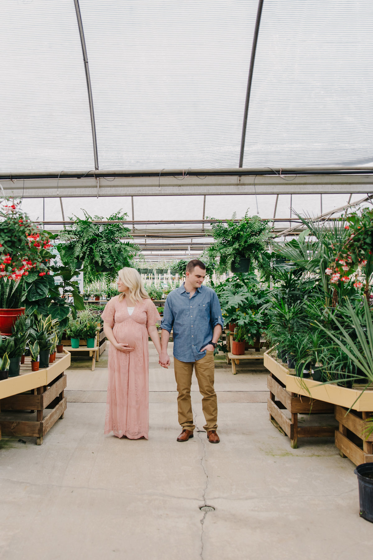 greenhouse-maternity-photography-session-raleigh-2590