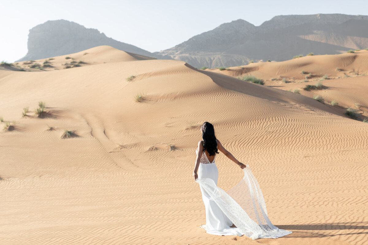Lovely_and_Planned_Dubai Wedding_Planner_Desert Elopement_Effleurer_Photo_10