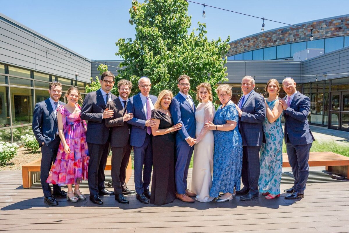 Eliana-Melmed-Photography-Chicago-LosAngeles-Jewish-WeddingPhotography-ShulaNoah-FamilyFormals-00066