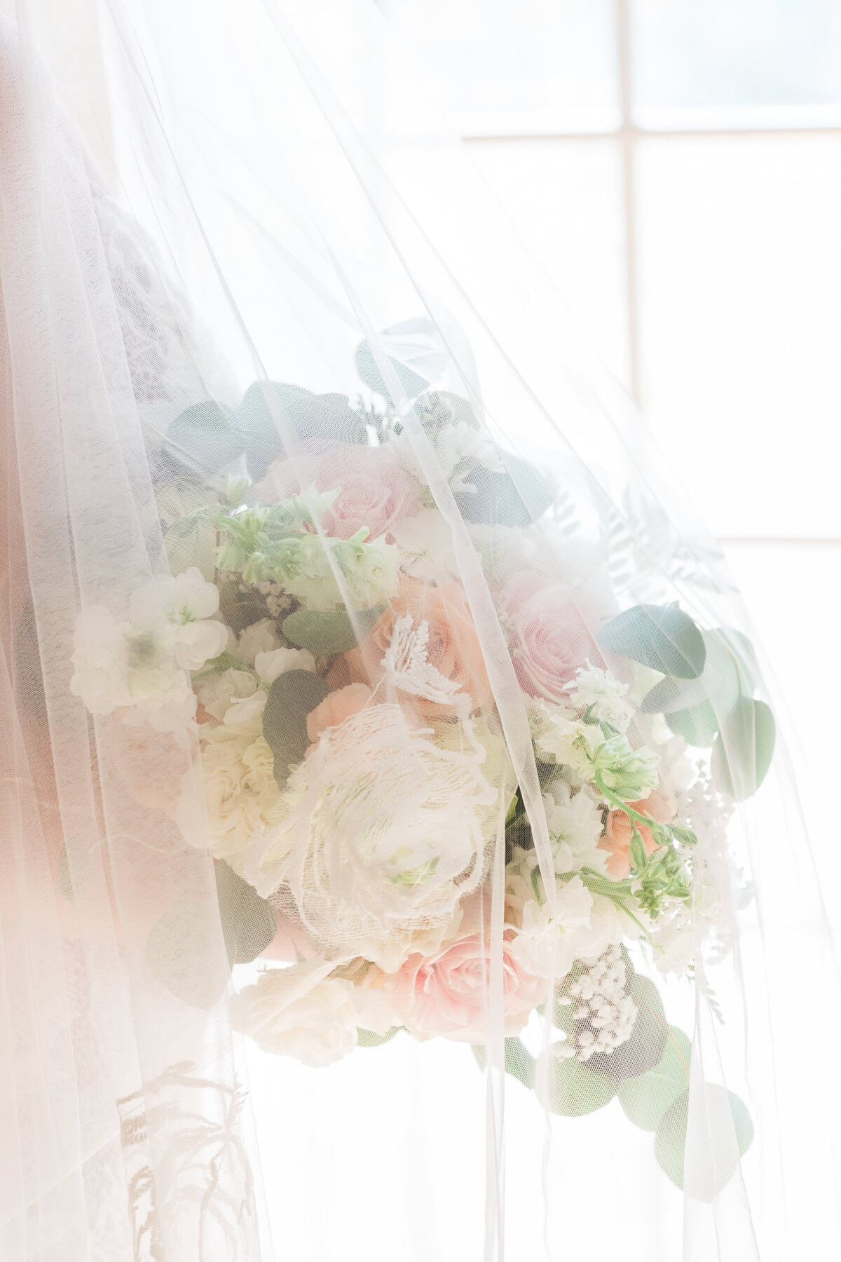 bridal bouquet and veil