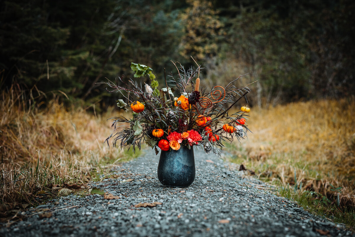 juneau-alaska-personal-branding-marthas-flowers-halloween-16