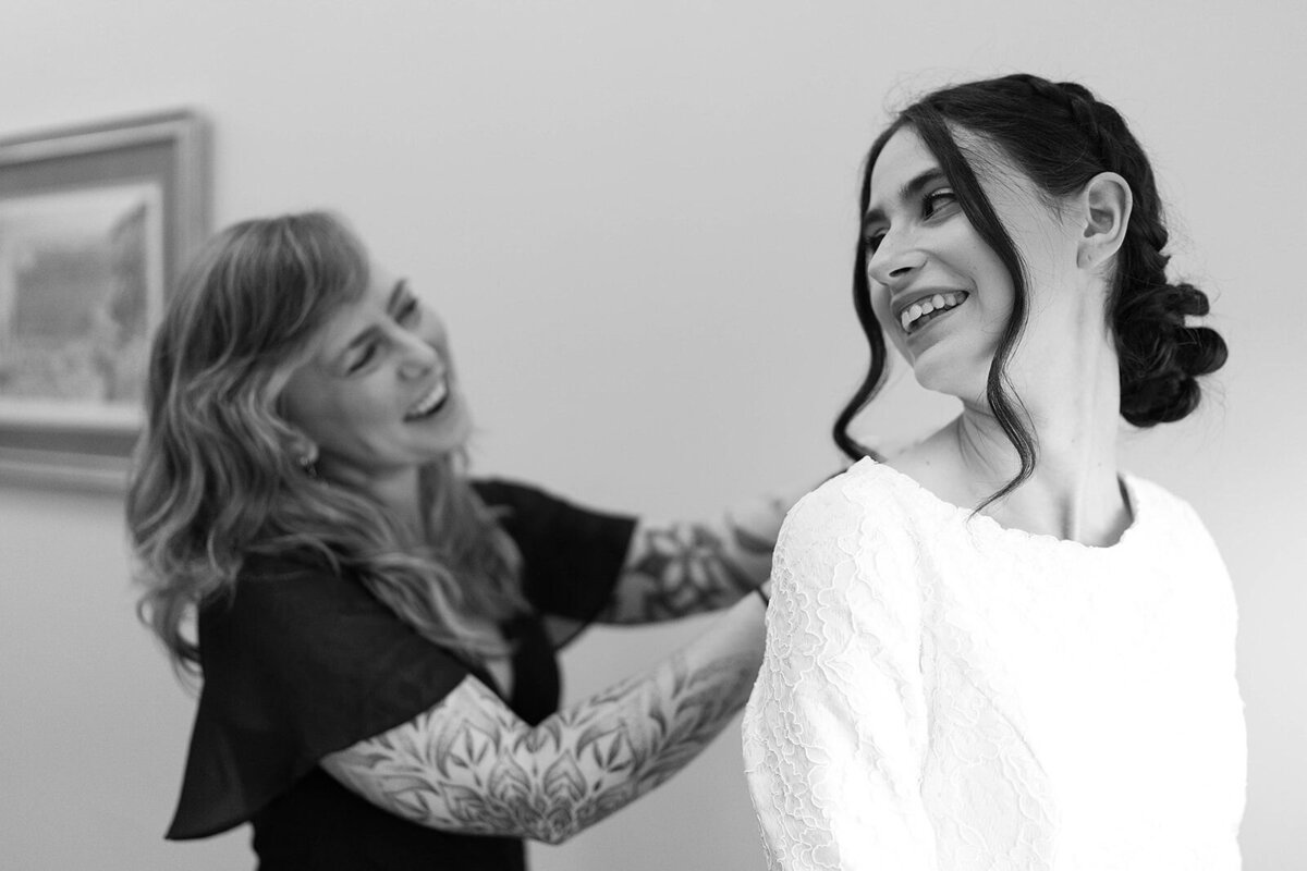 Eliana-Melmed-Photography-Chicago-LosAngeles-Jewish-WeddingPhotographer-CarmiKalman-CarmiReady-00030